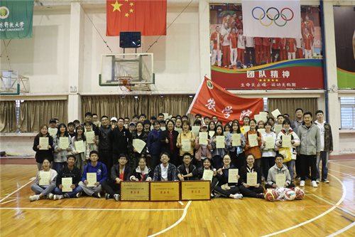yl6809永利官网合影.JPG